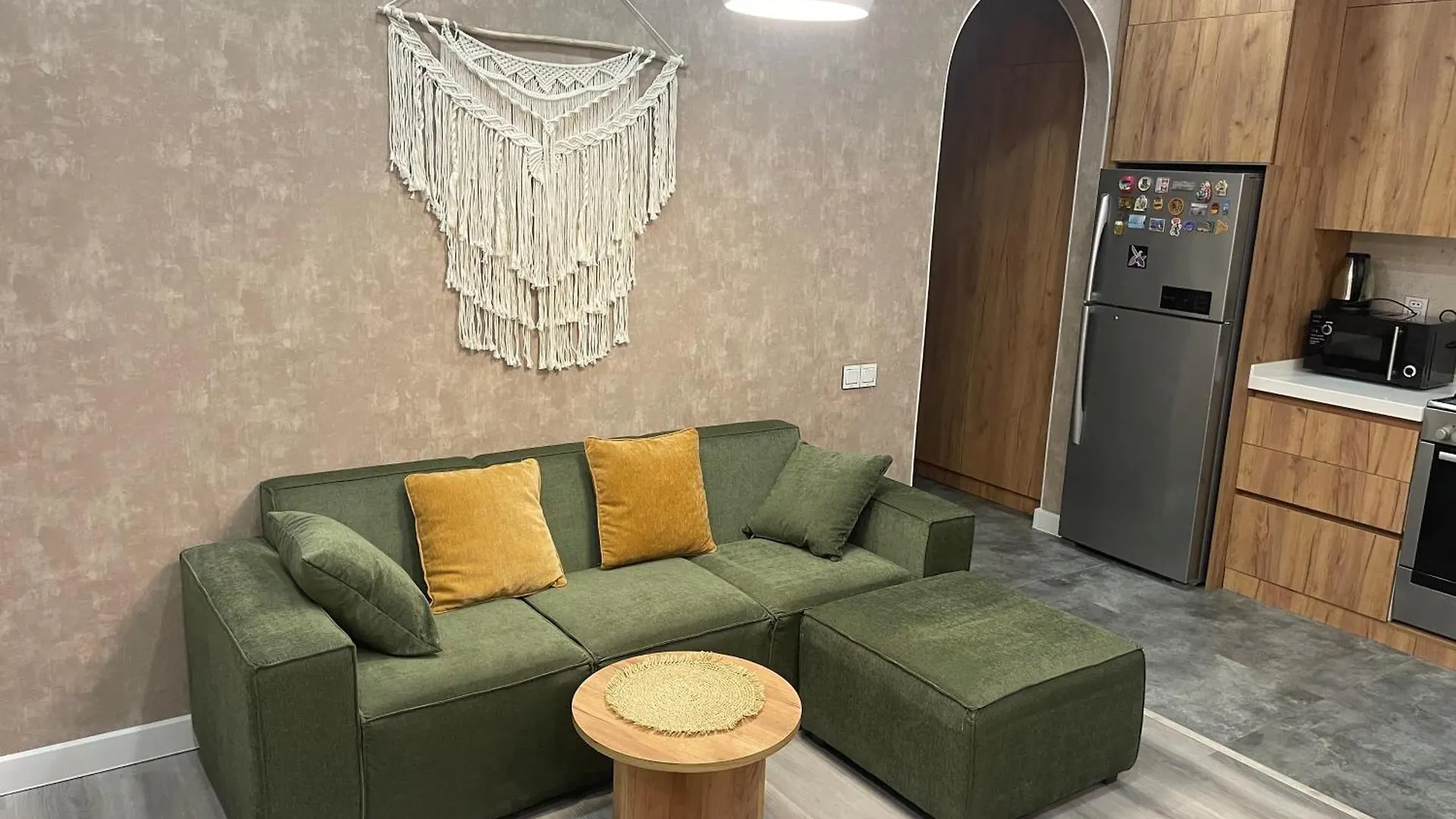 Cozy 3 Bed Apartment For 4 People With 2 Restrooms In Minimalist Style Fully Equipped Баку 0*,